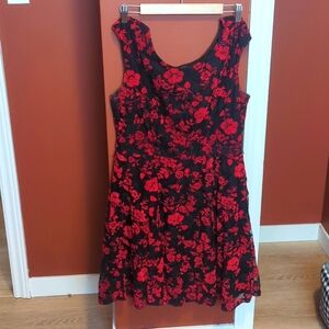 Black and red ♥️ for Valentine's dress EUC